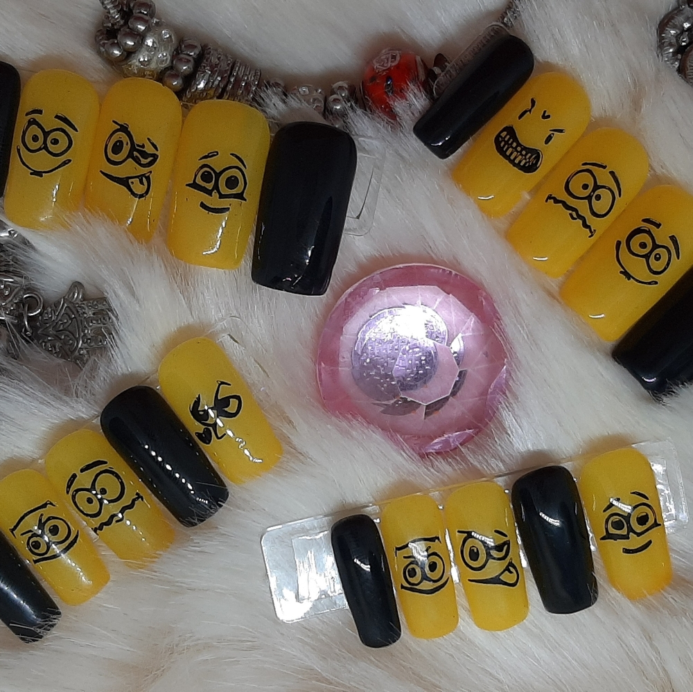 Emoji Explosion press on nails full set